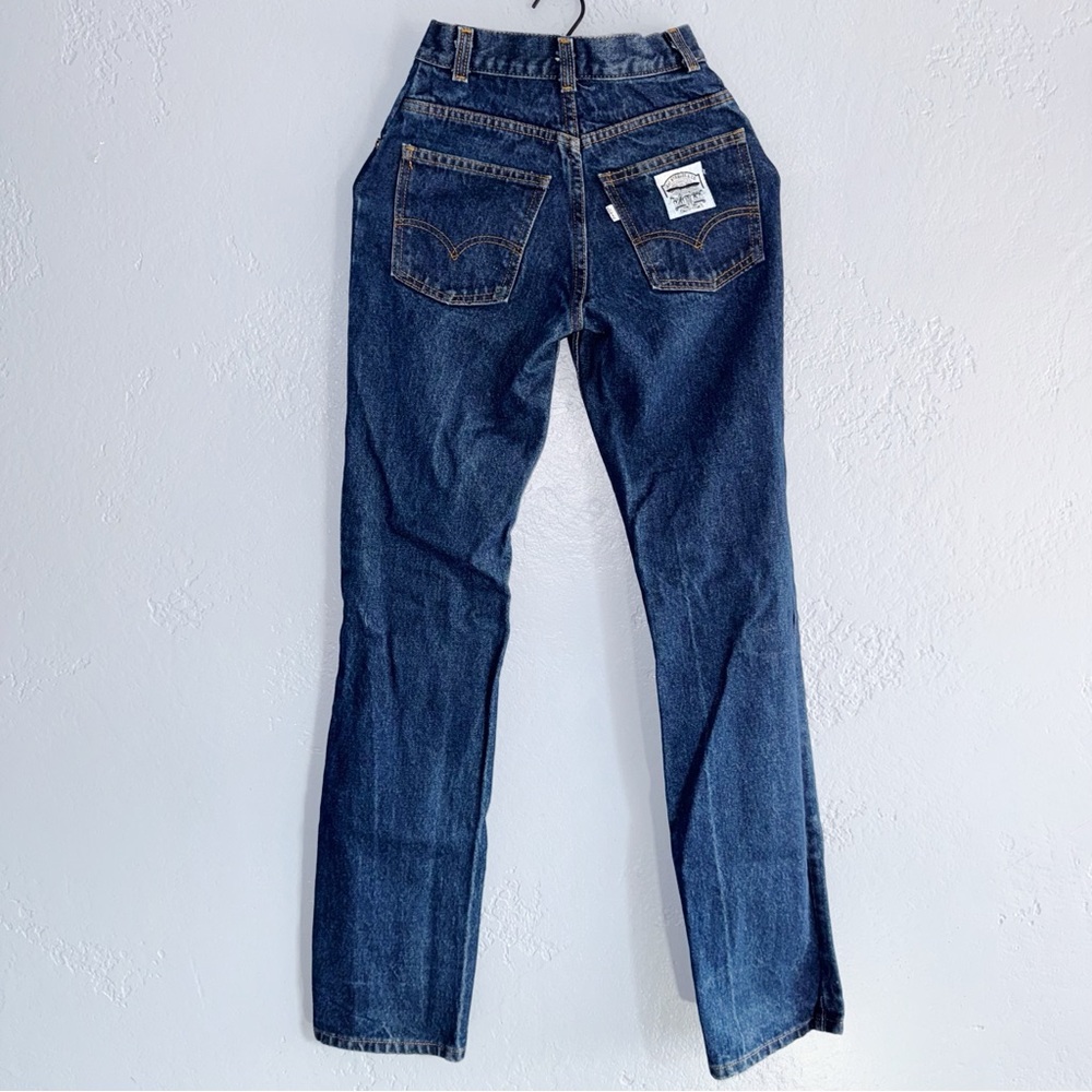 Levi’s 70s White Horse Patch Blue Jeans Size 22”